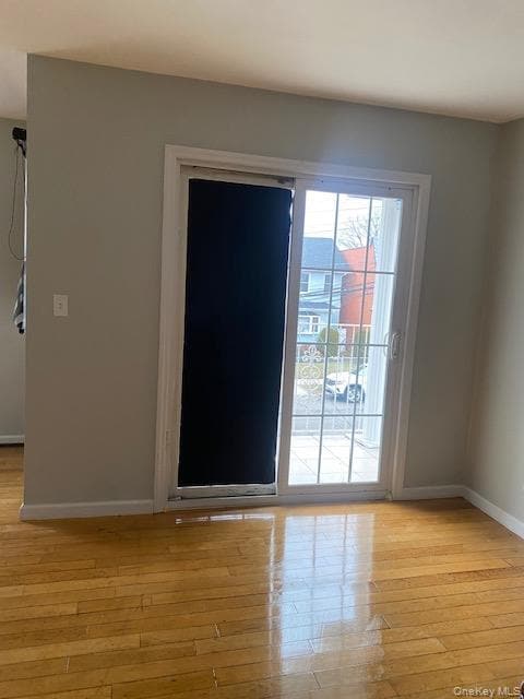 Photo - 93-15 240th St