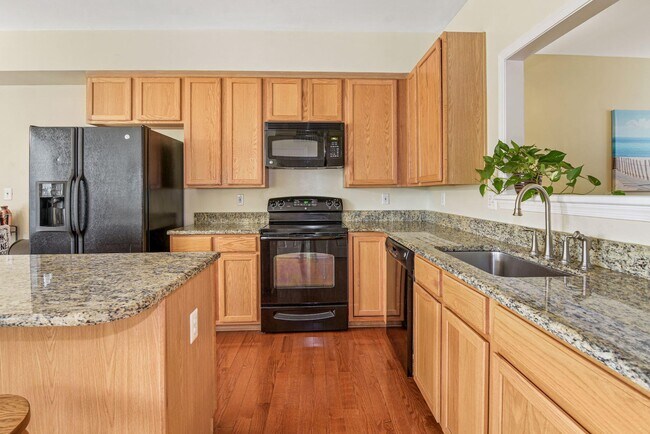 Photo - 29 Harbour Heights Dr