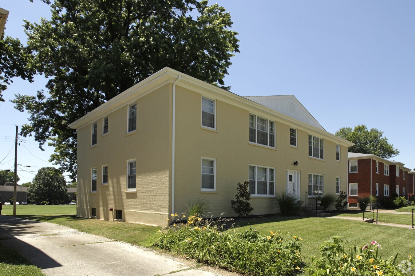 Photo - 2910 Abigail Dr