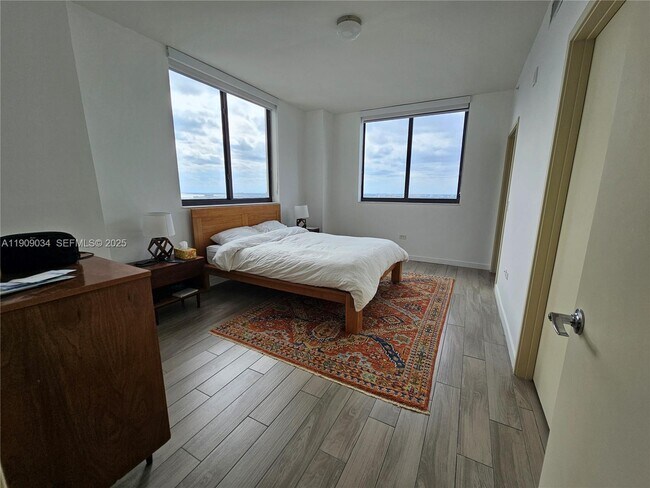 Photo - 999 SW 1st Ave Unidad 3004