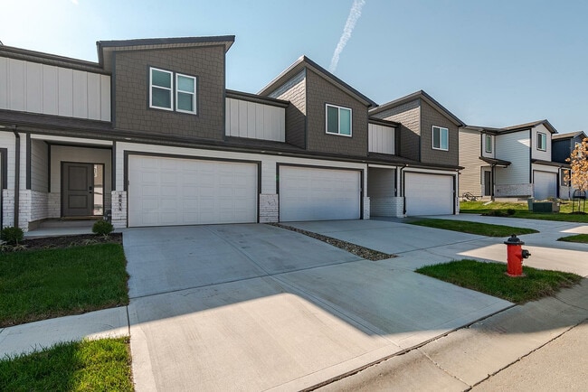 Exterior - Arden Homes at Staley
