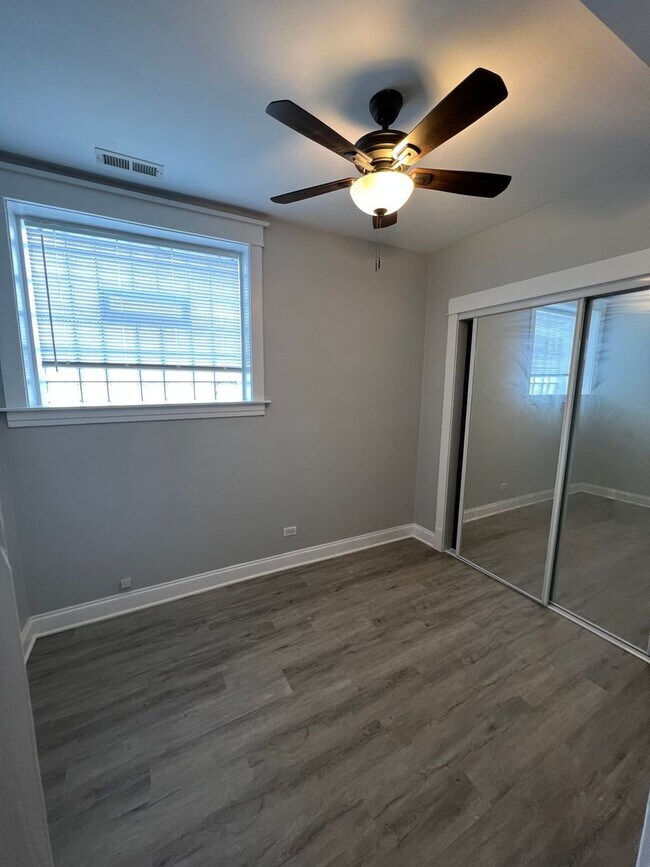 Photo - 3614 N. Paulina-3614-G Unidad 3614-G