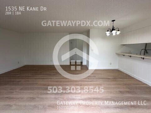Photo - 1535 NE Kane Dr