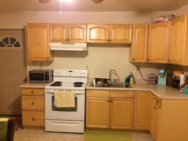 Photo - 154 Pearl St Unit 1