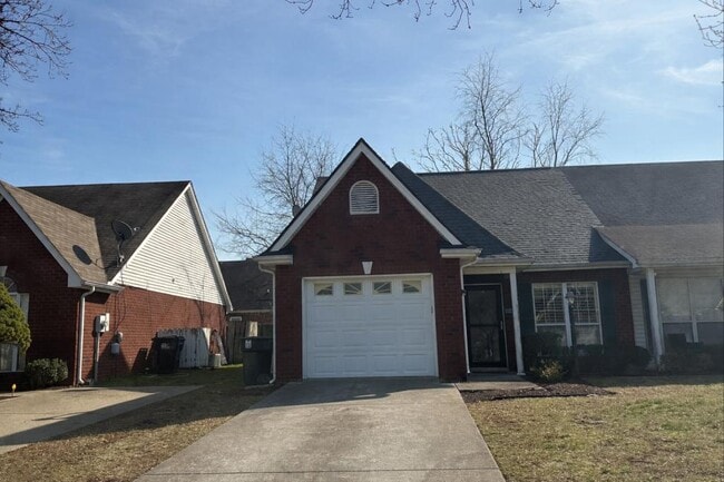 Building Photo - 1910 Black Fox Crossing
