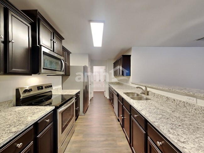 Photo - 1564 Breanna Ln