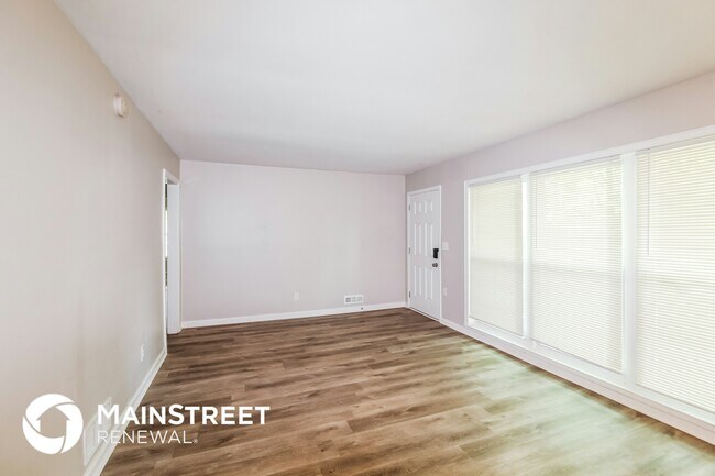 Photo - 3717 Loren Dr