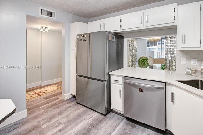 Photo - 1865 S Ocean Dr Unit 6C