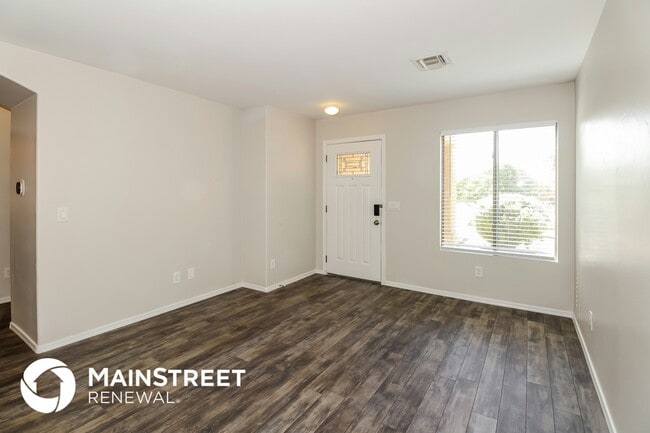 Photo - 6933 S Creek Run Ave