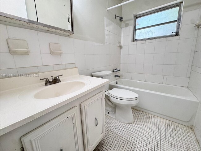 Photo - 3265 Griffin Rd Unit 202