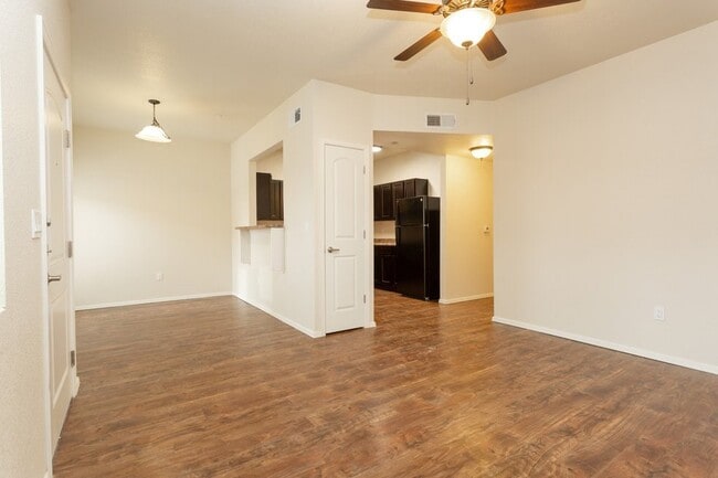 Photo - 3268 N Zaragoza Rd