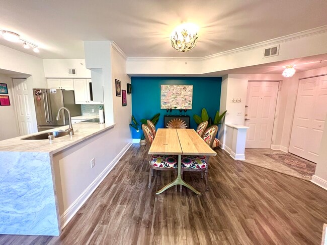 Building Photo - 3307 Tuscany Way Unit 3307