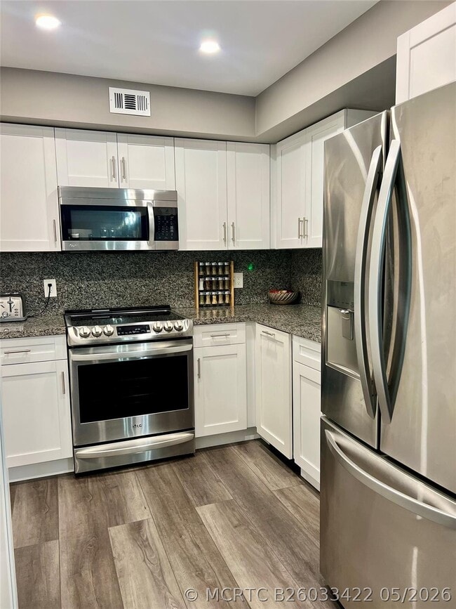 Building Photo - 4040 N Hills Dr Unit 25