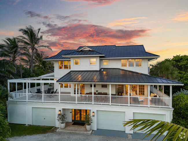 Building Photo - 12376 Jimmy Buffett Mem Hwy Rental