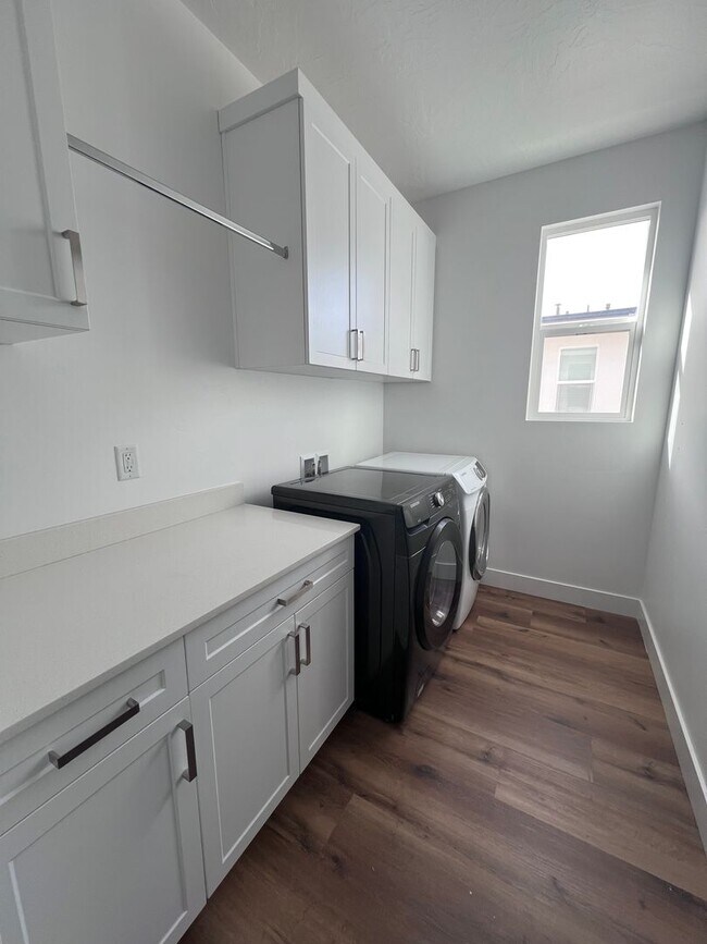 Photo - Stylish Desert Ridge Townhome with Modern Finishes & 2-Car Garage