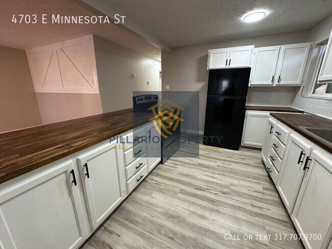 Photo - 4703 E Minnesota St