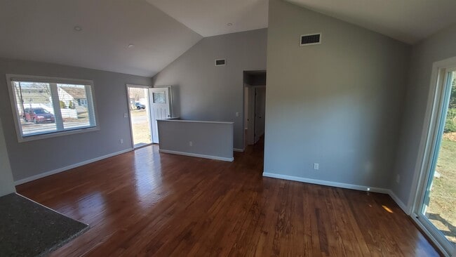 Photo - 25 Audrey Ln