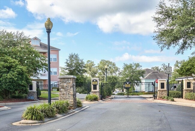 Photo - 2801 Chancellorsville Dr Unit 718