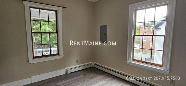 4 Church St Unit 1