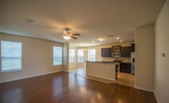 Photo - 3403 Cricklewood Dr