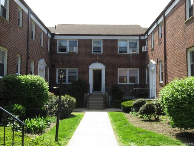 Photo - 79 N Broadway Unidad 1L