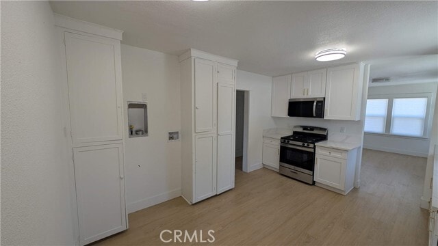 Photo - 1857 E Victoria Ave