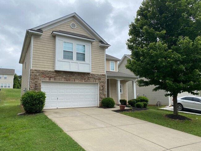 Building Photo - Available to Show Rental