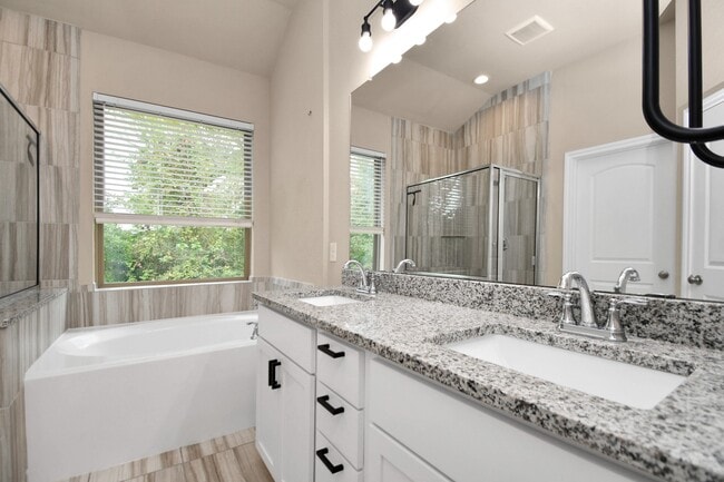 Photo - 4220 Merry Mill Dr