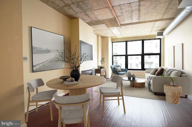 2750 14th St NW Unit 204
