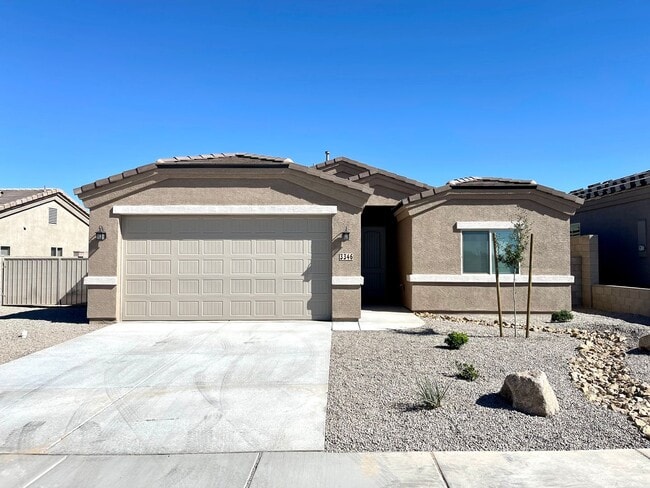 Photo - Beautiful 4 Bedroom Home in Kingman Crossing Community.