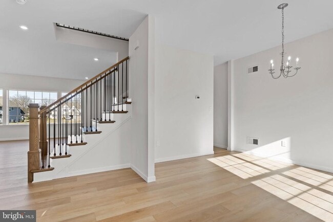 Photo - 32 Pamela Dr