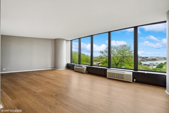 Photo - 505 N Lake Shore Dr Unit 405