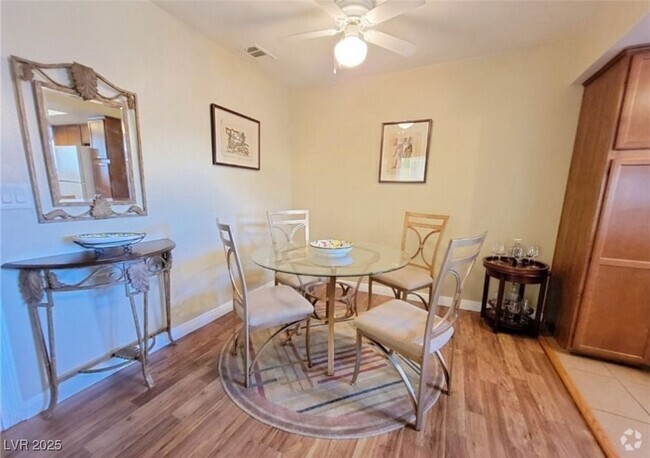 Building Photo - 7300 W Pirates Cove Rd Unit 2038 Rental
