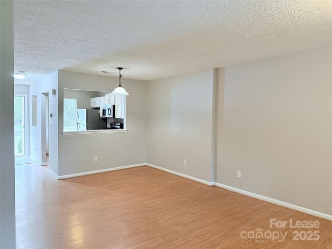 Photo - 6425 Windsor Gate Ln