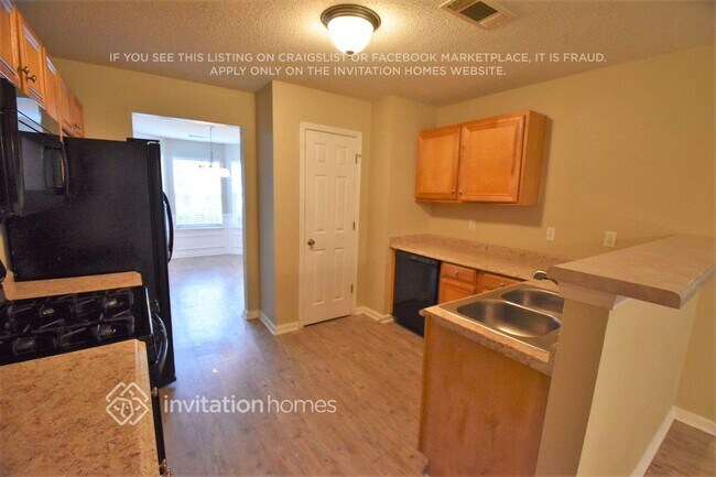 Photo - 6864 Foxfire Pl