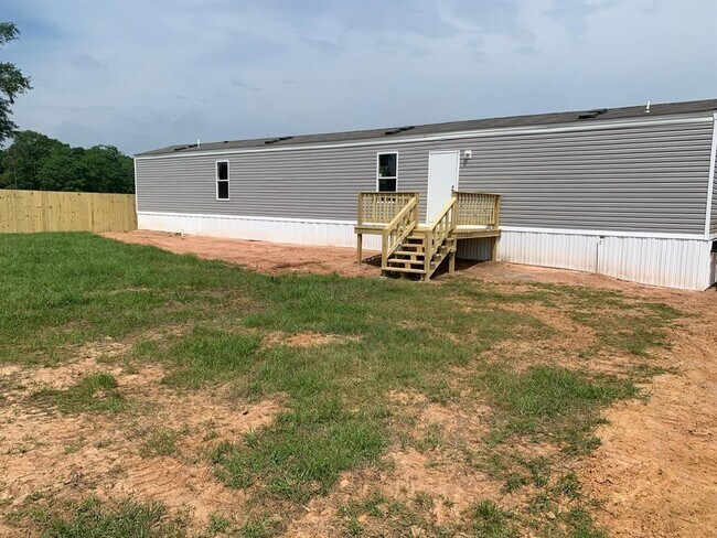 Photo - 16496 Dunhill Ln