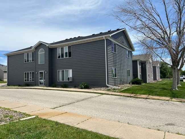 Building Photo - 4517 Steinbeck St Unit 4