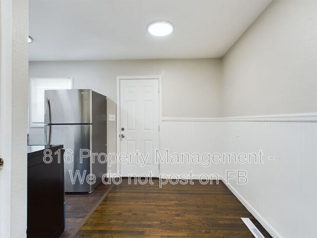 Photo - 4535 Lister Ave