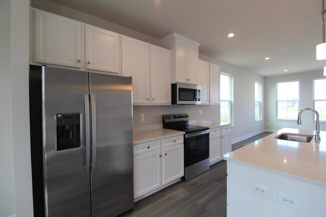 Photo - 3663 Ponton Rd