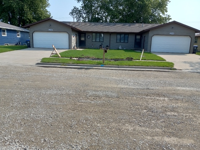 Photo - 1242 Primrose Ln Apartment Unit 0