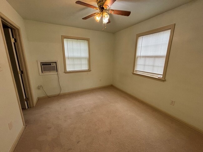 Photo - 505 W I St Unit #2
