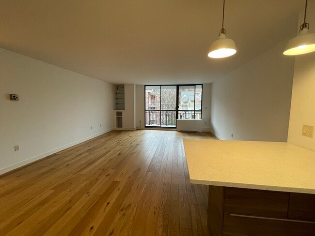 Photo - 50 Longwood Ave Unit 319