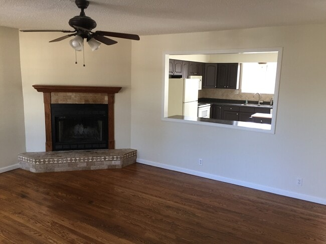 Photo - 3719 Clearview Dr