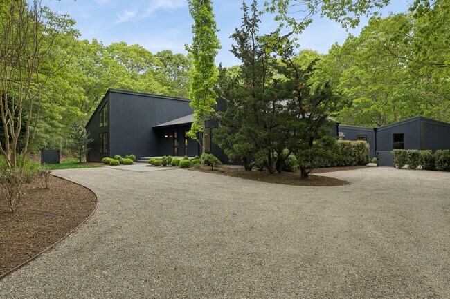 Photo - 5 Tanager Ln