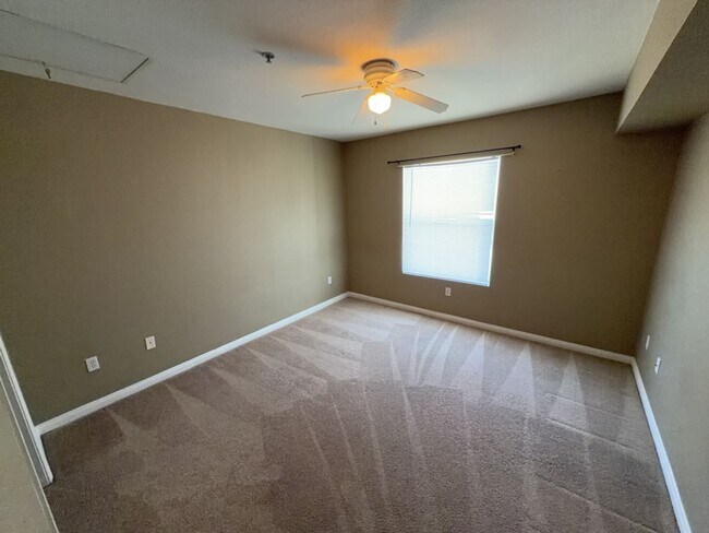 Photo - 6955 N Durango Dr