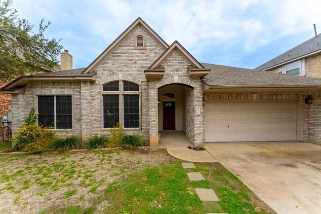 Building Photo - Alluring 3bd/2ba Lakeline Oaks Home in Cedar Park!