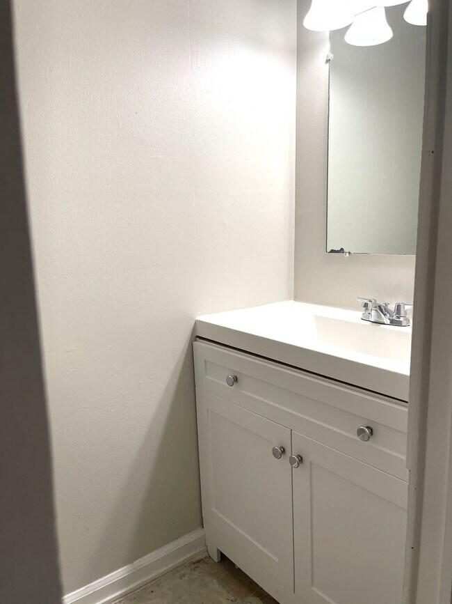 Home for rent in Hickory Hill Rental House Rental in Memphis, TN