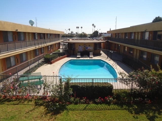 Marquis Apartments