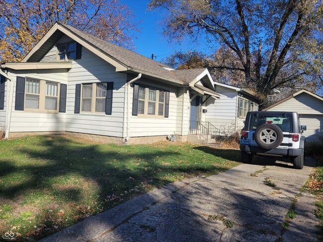 Building Photo - 629 Carlyle Pl