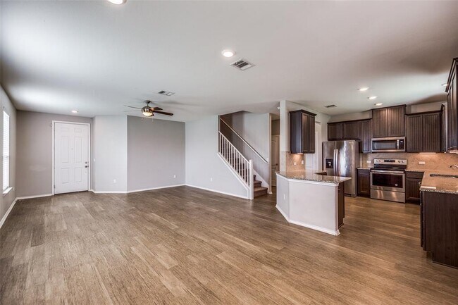 Photo - 9009 Acorn Cup Dr